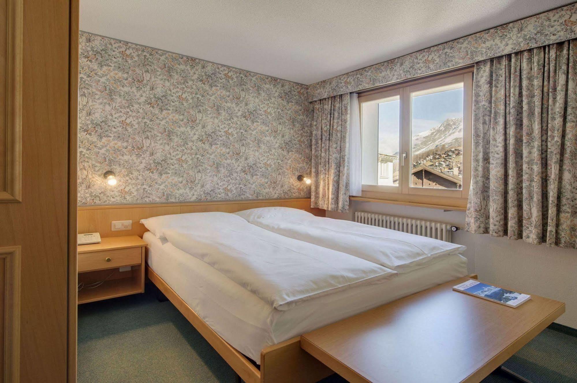 Hotel Metropol & Spa Zermatt Bagian luar foto
