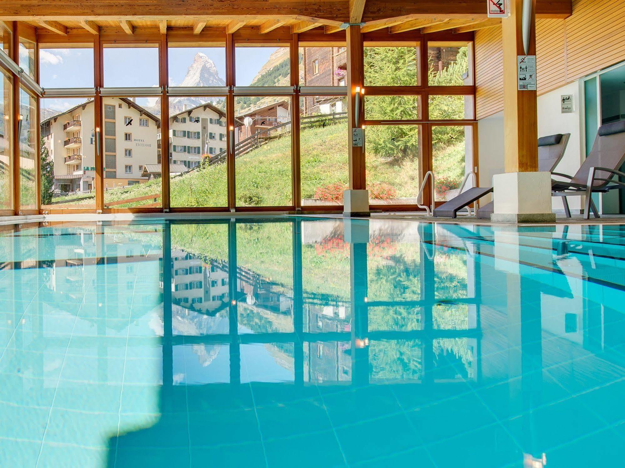 Hotel Metropol & Spa Zermatt Bagian luar foto